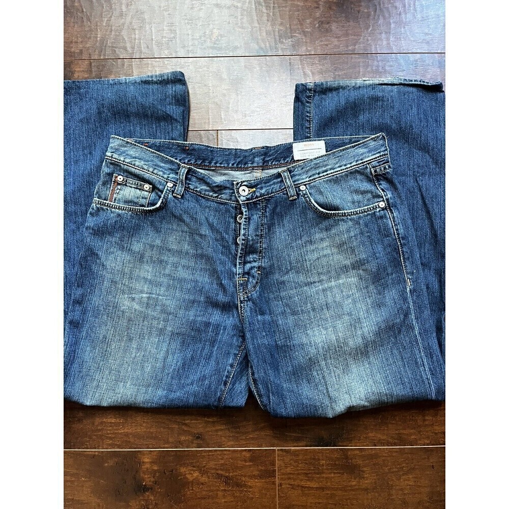 Boss Comfort Fit Straight Leg Button Fly Jean Sz 38 READ BELOW